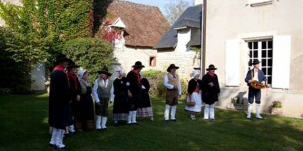 Groupe de danse folklorique La Givaudine